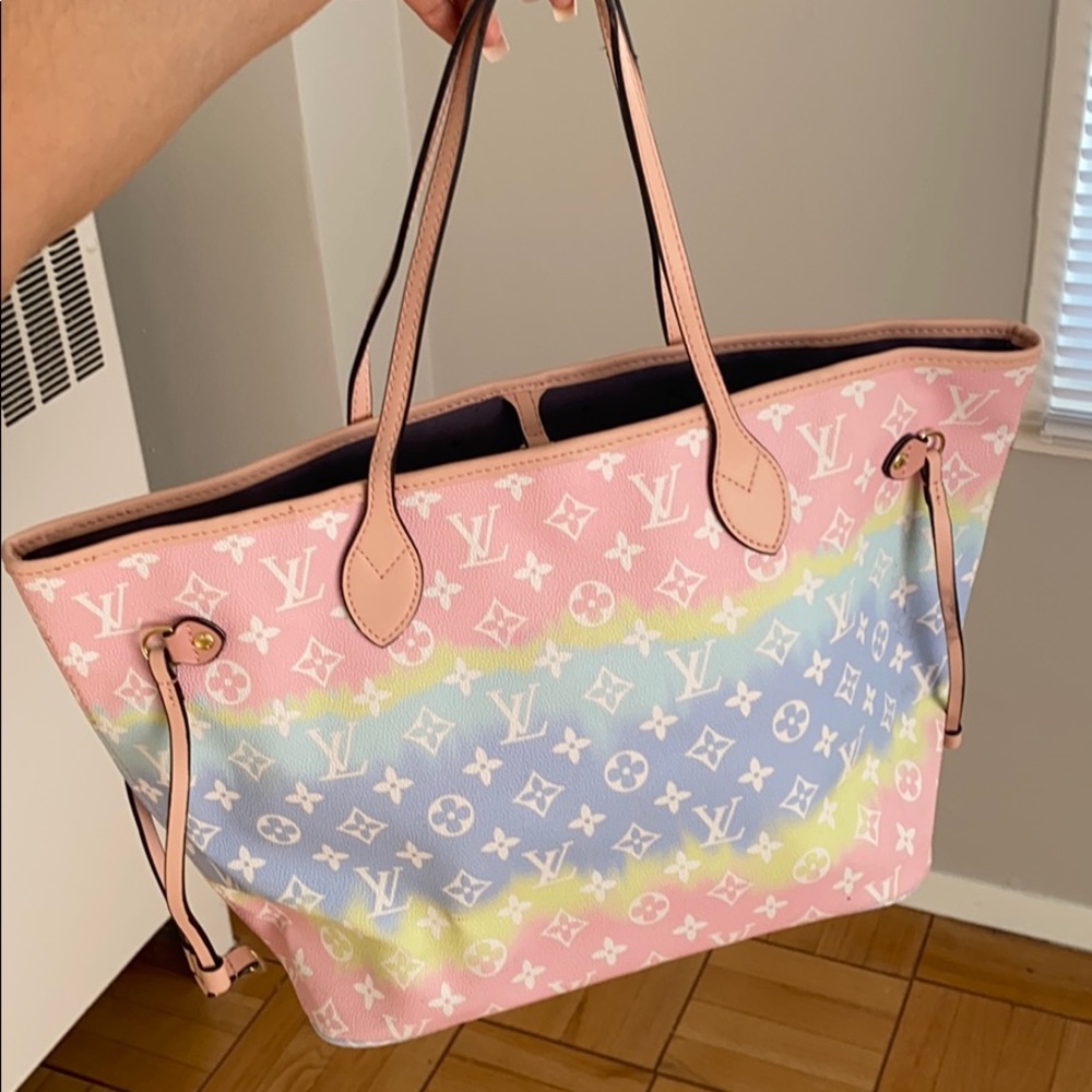 purse and wallet colorful